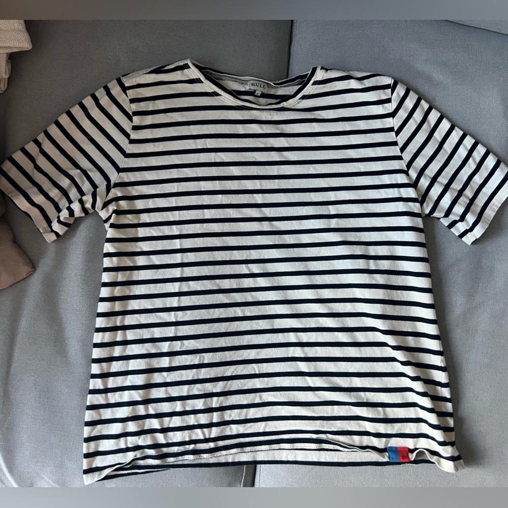 Kule “The Modern” tee shirt in cream/navy stripes (size small)